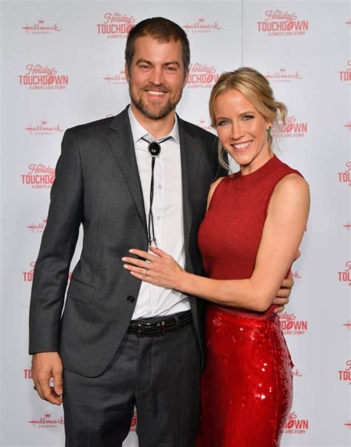 Bitty Schram Married, Husband, Net Worth, Height, Body Measurements