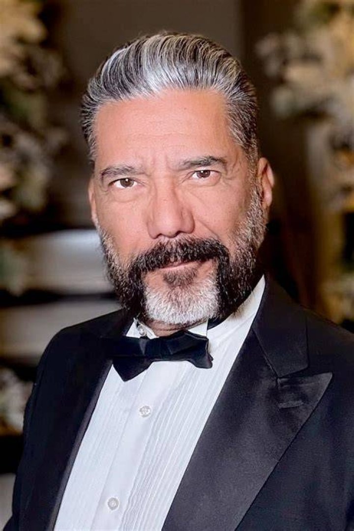 Height of Steven Michael Quezada