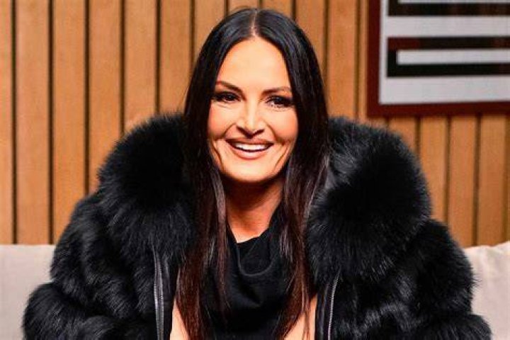 Lisa Barlow's bio husband, net worth, education, children, RHOSLC