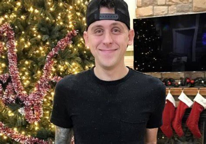 Roman Atwood's Family Kids, Wife, Siblings, Mother, Father BHW
