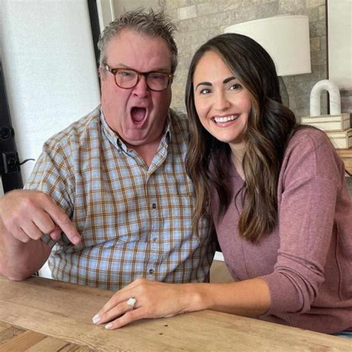 See Eric Stonestreet's Funniest Posts with Fiancée Lindsay Schweitzer