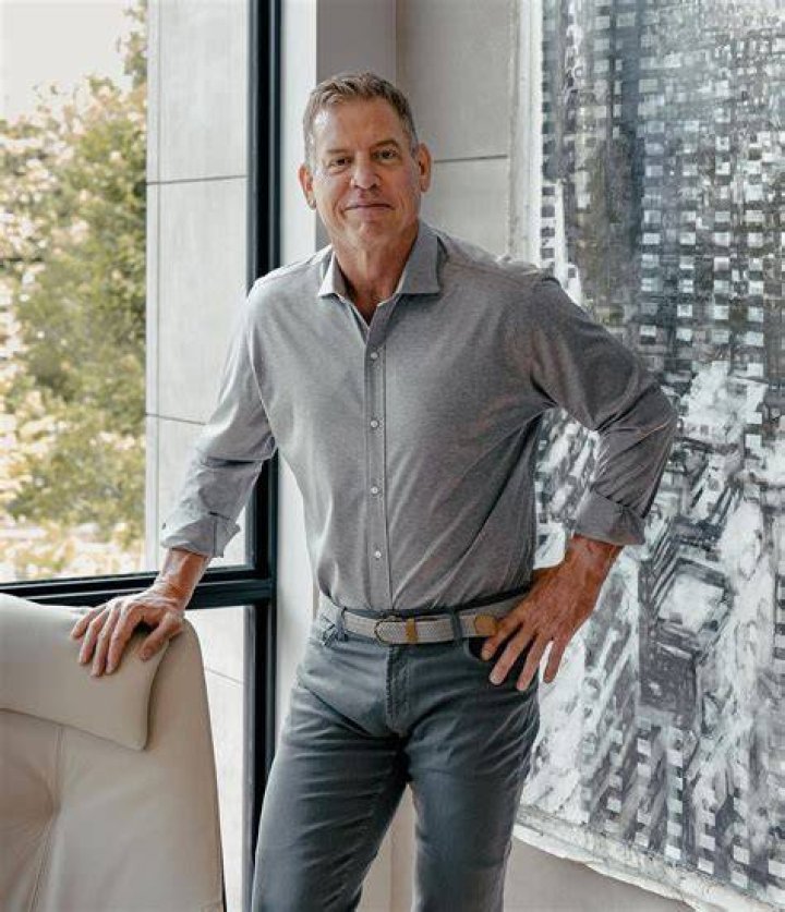 Troy Aikman Bio, Wiki, Age, Height, Family, Net Worth
